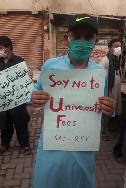 Protest again online classes and university fees (1)