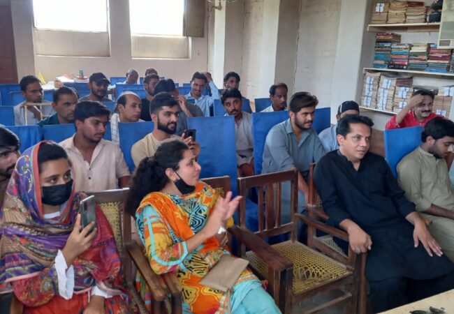 دادو میں ایک روزہ مارکسی اسکول کا انعقاد