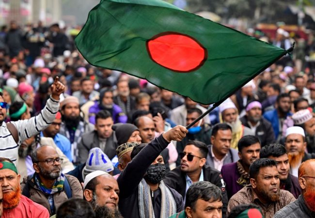 بنگلہ دیش: عوامی بغاوت کے بعد کی کشمکش